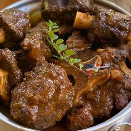 Combo 10 – Bistec Salteado / Sauteed Steak