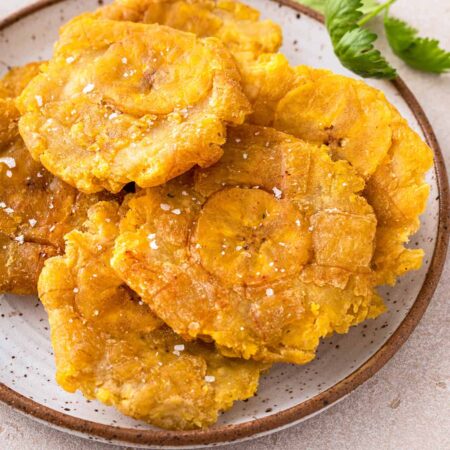 Tostones / Fried green plantains