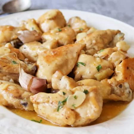 Pechuga De Pollo al Ajillo / Garlic Chicken Breast