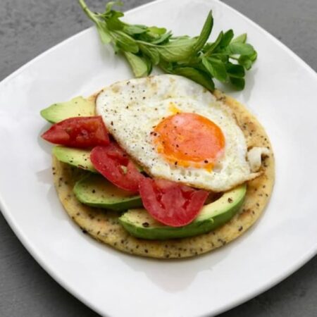 Tostada de Huevo / Tortilla with Egg